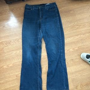 NYDJ y2k jeans size us 10 but fit me which is a size 6